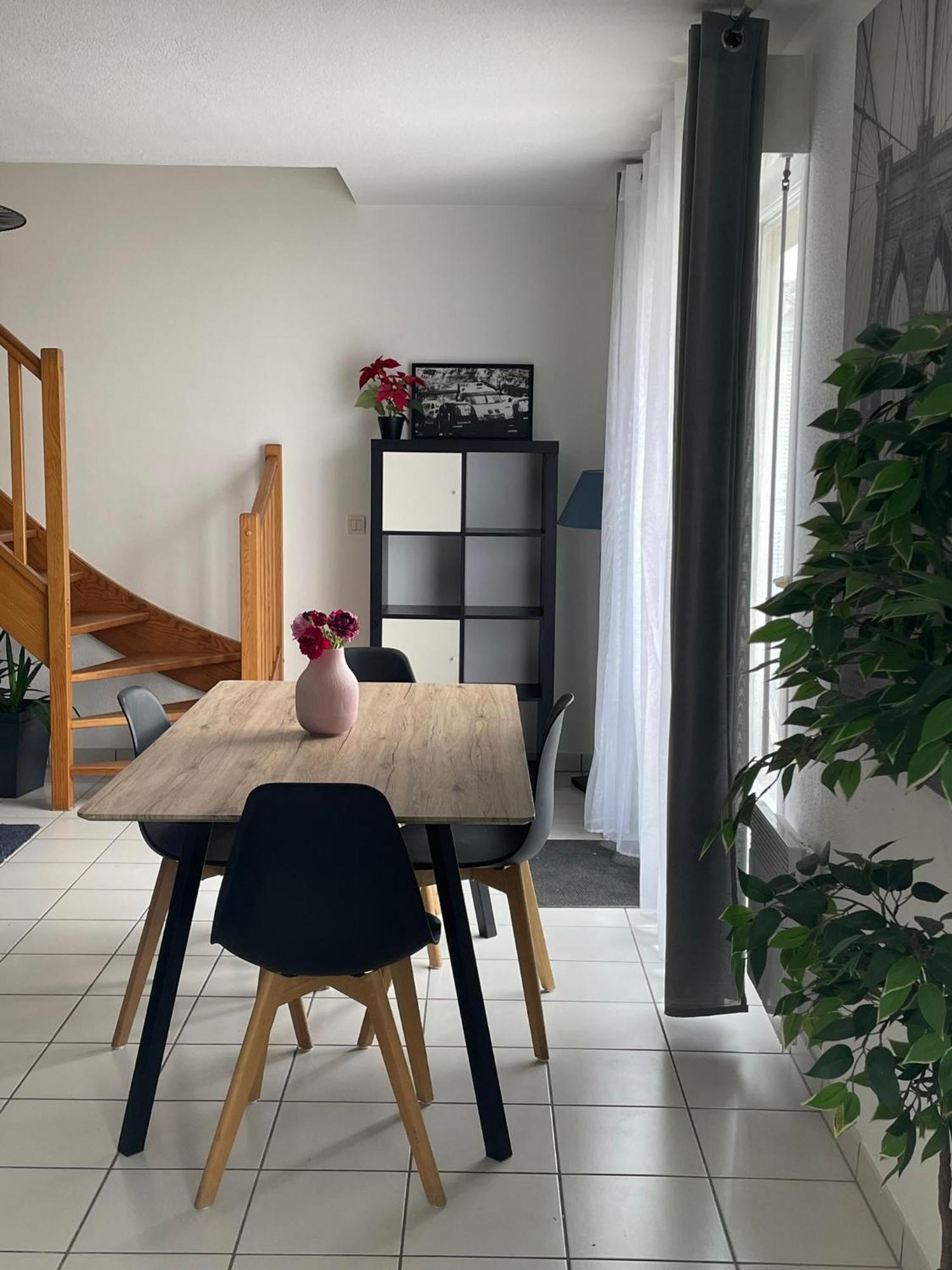 Gare Family Home Laval  Exterior foto